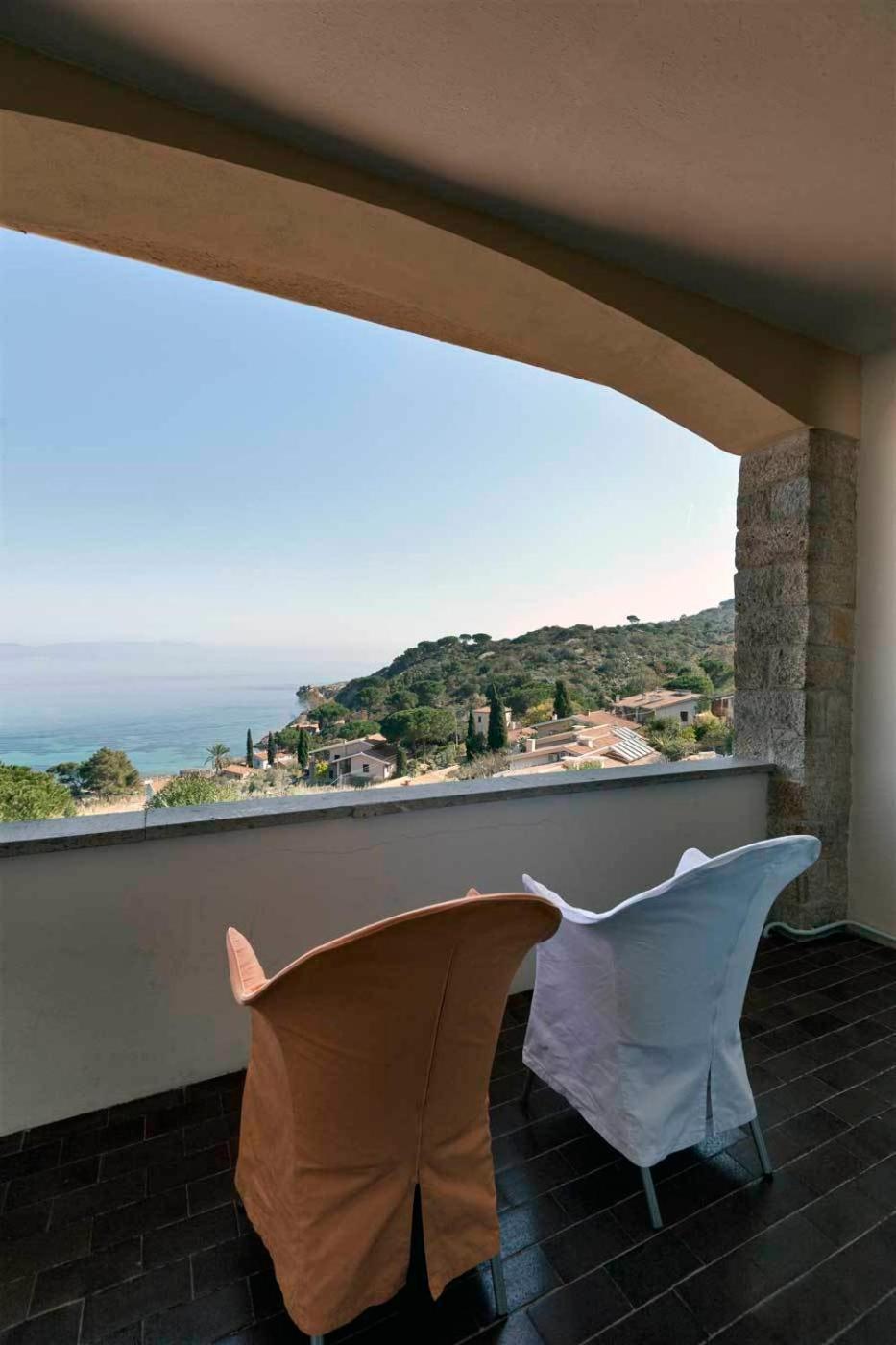 Hotel Arenella Giglio Porto Luaran gambar